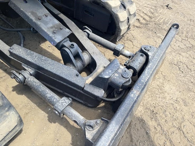 komatsu-pc50uu-image-11
