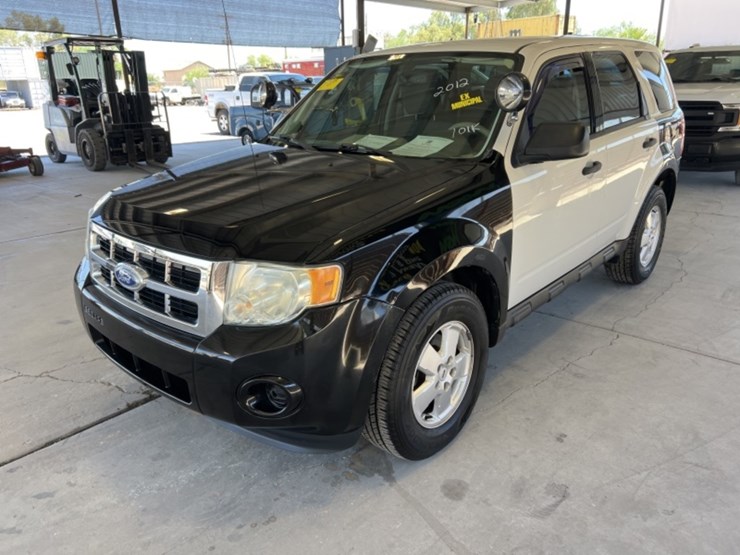 2012-ford-escape-xls-image-4