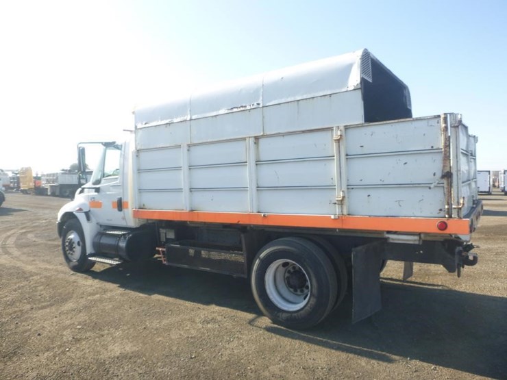 2004-international-durastar-4300-image-4