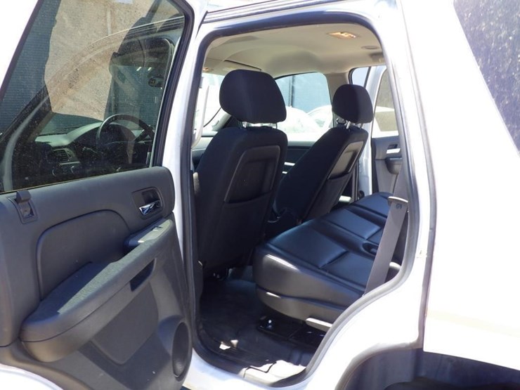 2014-chevrolet-tahoe-image-7