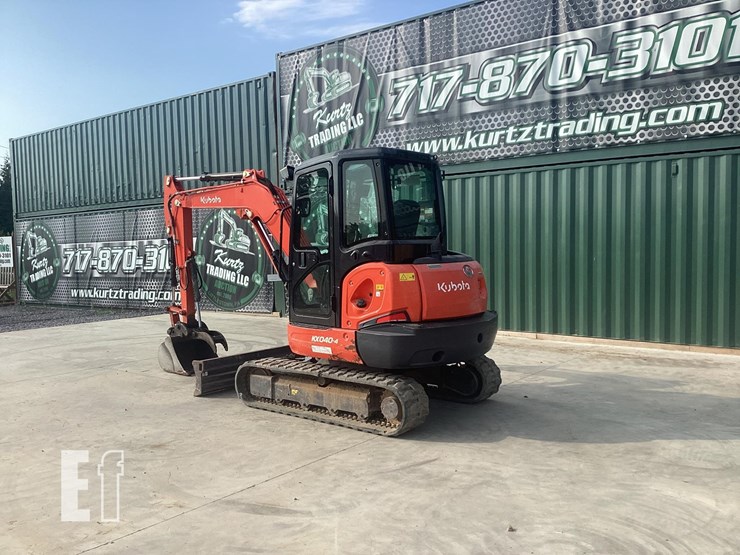 2022-kubota-kx040-4-image-2