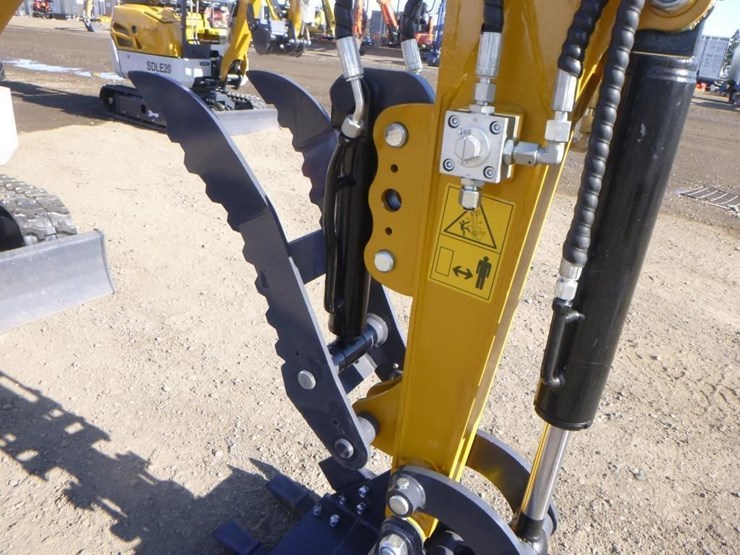 2025-sdlanch-sdle20-hydraulic-excavator-image-12
