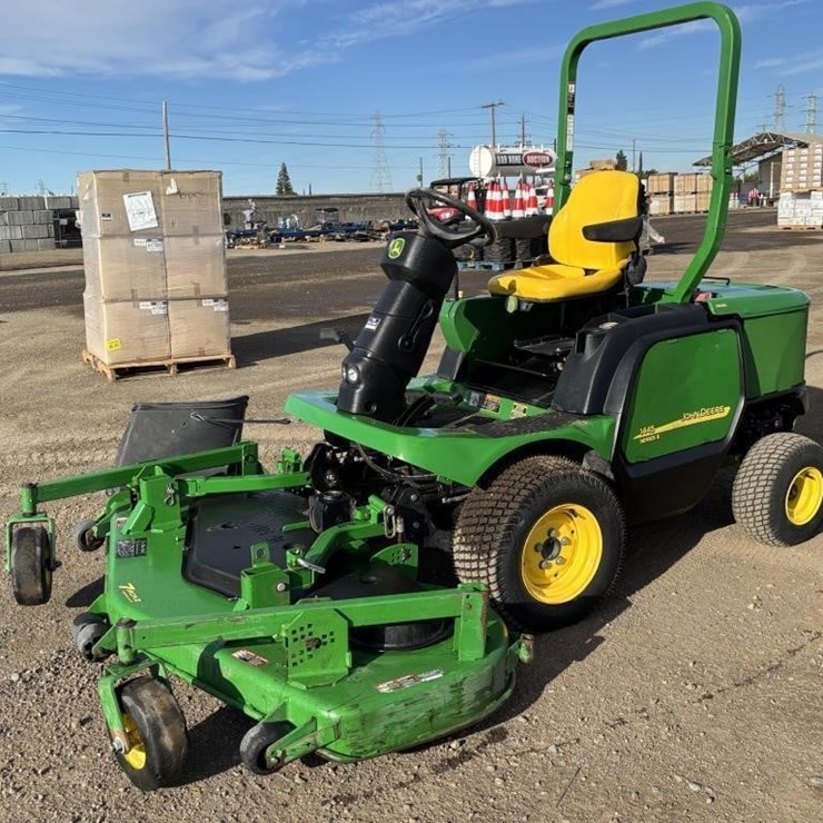 2007 JOHN DEERE 1445