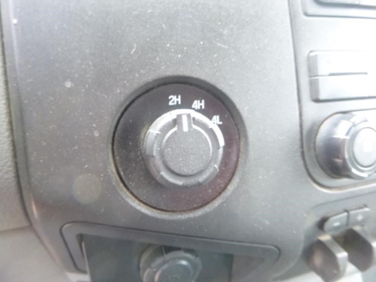 2012-ford-f550-image-12