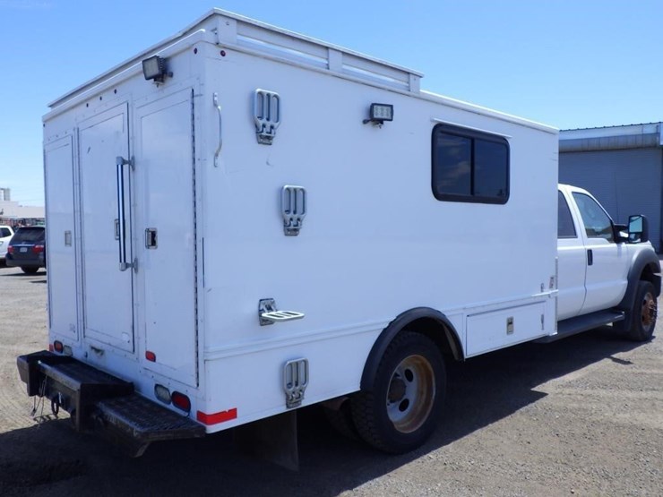 2014-ford-f550-image-3