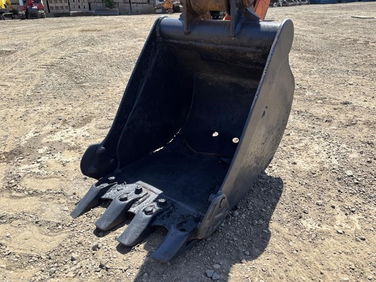 airman-hm305-hydraulic-excavator-image-11