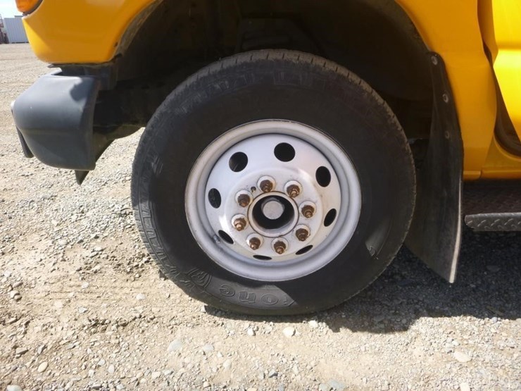 2006-ford-e450-image-15