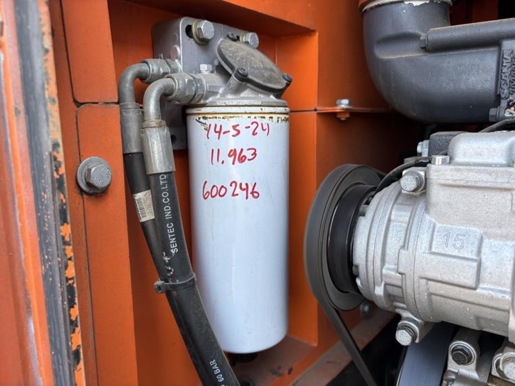 2013-doosan-dl300-3-image-53