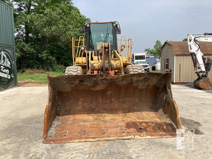 2002-deere-724j-image-7