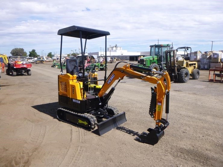 2025-vicsec-vc15j-hydraulic-excavator-image-2
