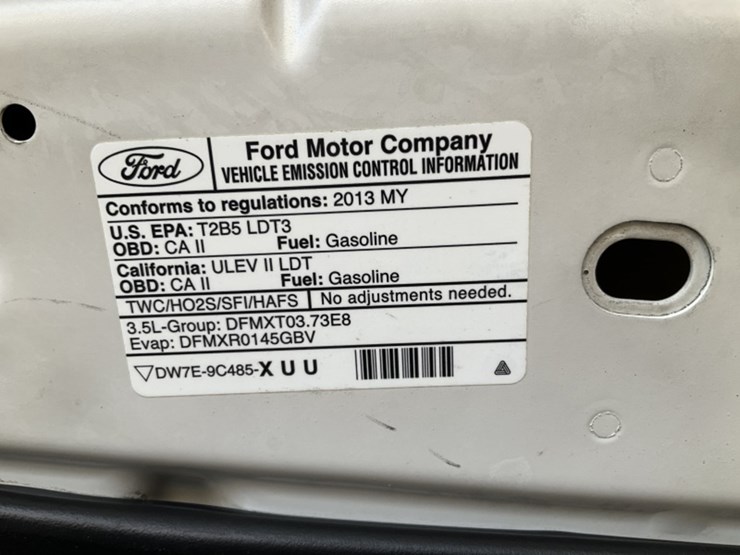 2013-ford-explorer-image-13