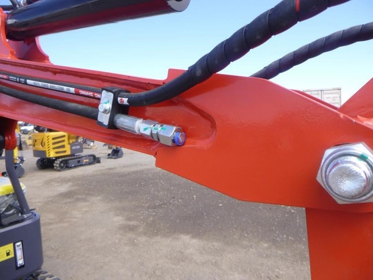 2025-cfg-mx15rx-hydraulic-excavator-image-13