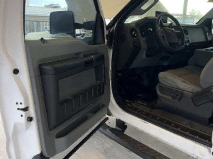 2014-ford-f250-image-23