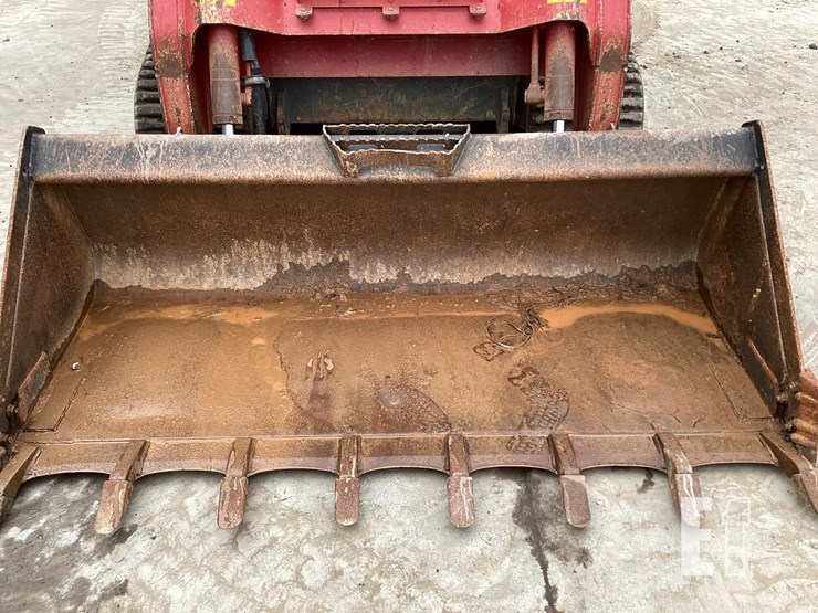 2018-takeuchi-tl10v2-image-11