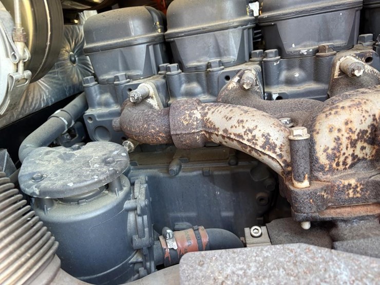 2013-doosan-dl300-3-image-45
