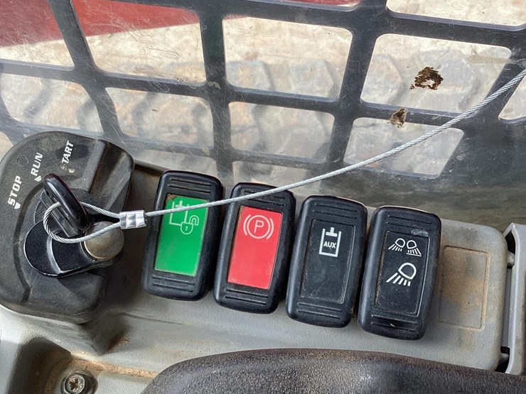2019-kubota-svl75-2-image-18