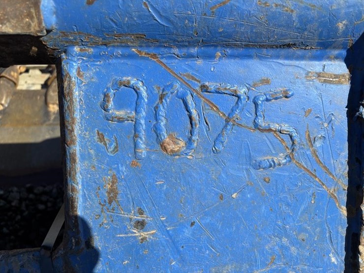 caterpillar-36-image-9