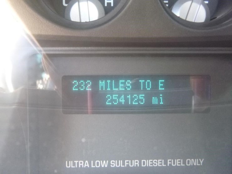 2013-ford-f650-image-31