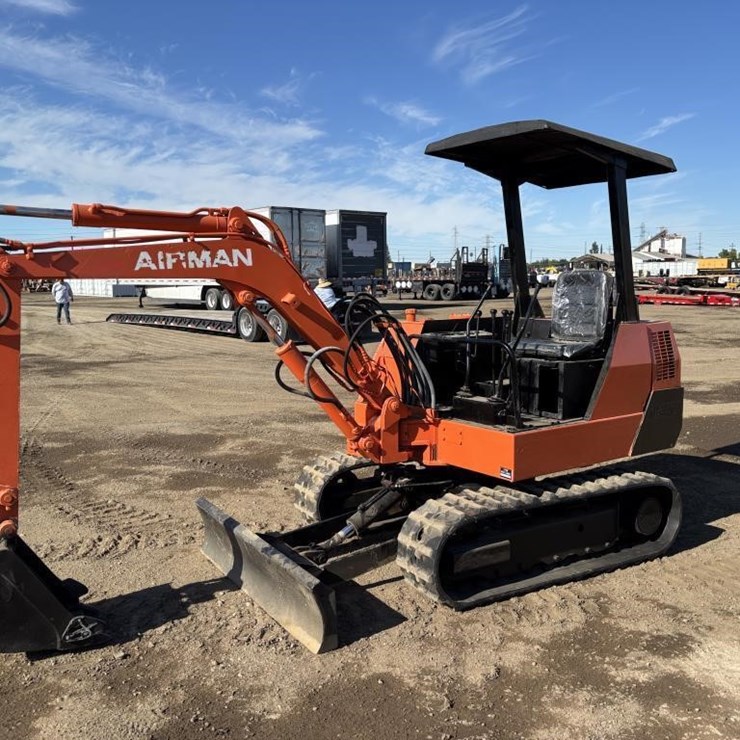 Airman HM20 Hydraulic Excavator