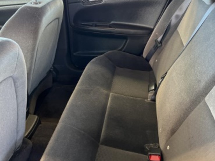 2015-chevrolet-impala-sdn-image-21