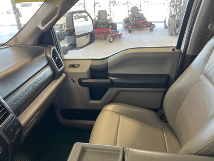 2018-ford-f250-image-18