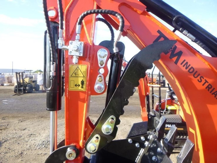 2025-tpm-16-hydraulic-excavator-image-13