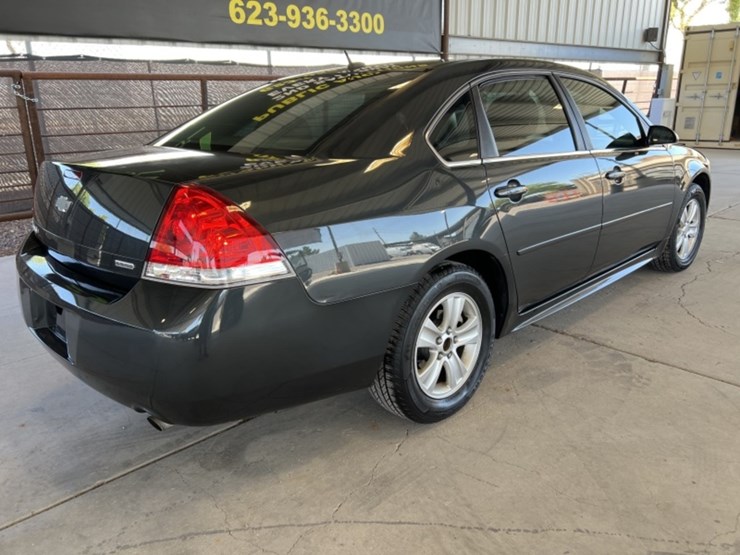 2015-chevrolet-impala-sdn-image-7