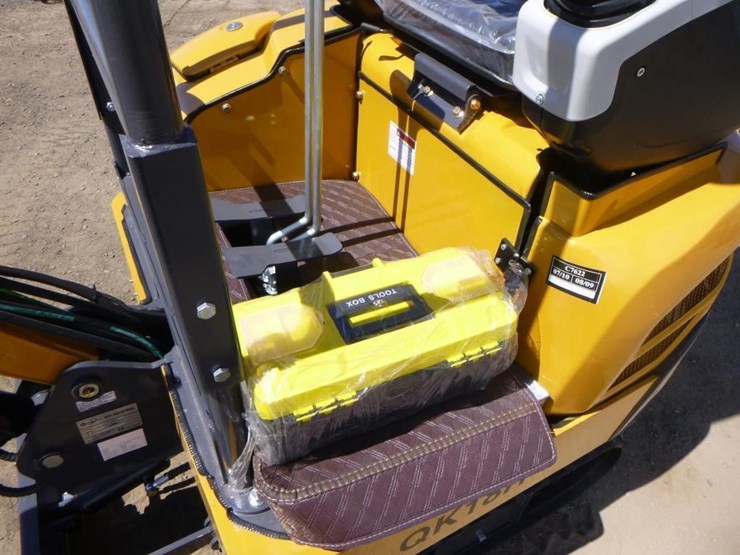 2025-cfg-qk18r-hydraulic-excavator-image-21