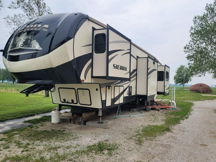 #20735-•-2017-forest-river-camper-image-64