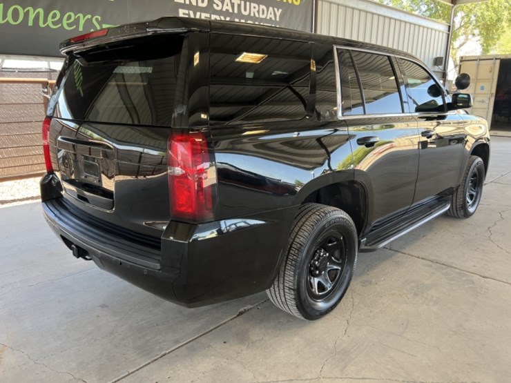 2018-chevrolet-tahoe-image-7