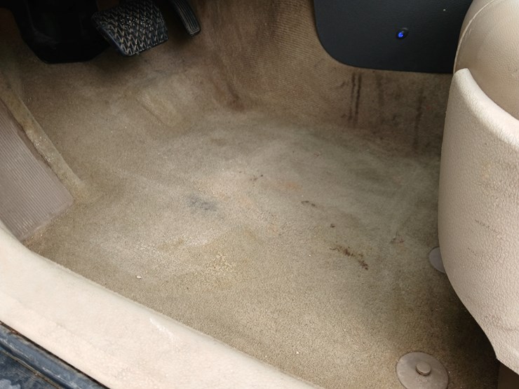 #20656-•-2012-ford-fusion-passenger-car-image-22