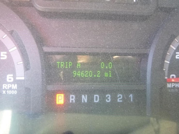2012-ford-e350-image-19