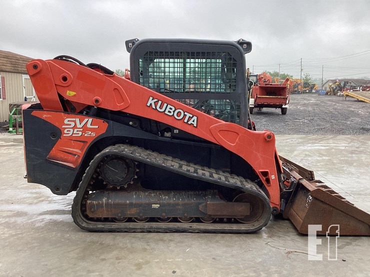 2019-kubota-svl95-2s-image-6