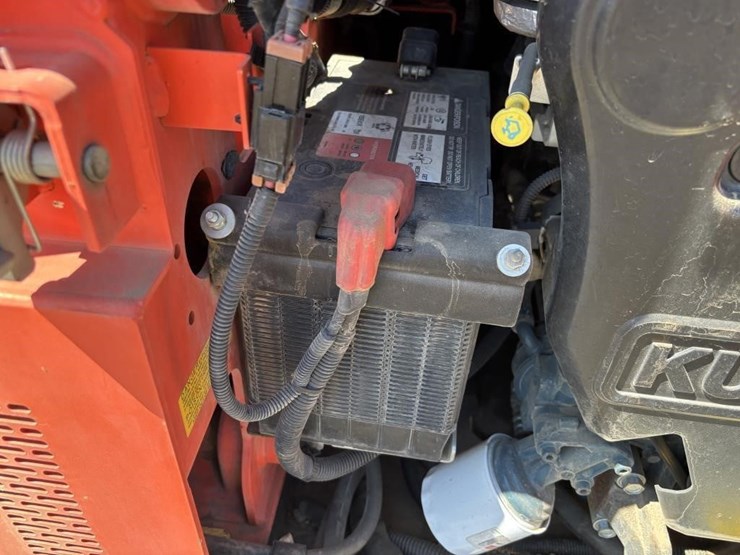 kubota-ssv65-image-31