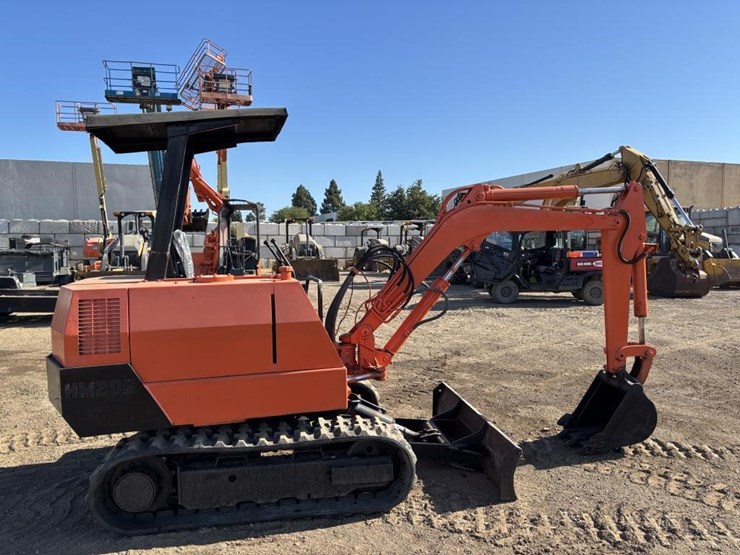 airman-hm20-hydraulic-excavator-image-7