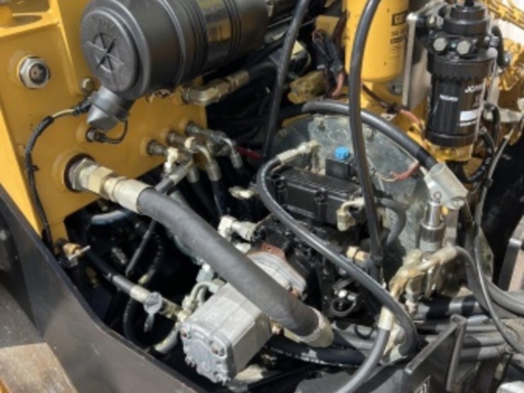 caterpillar-cb-335e-image-13