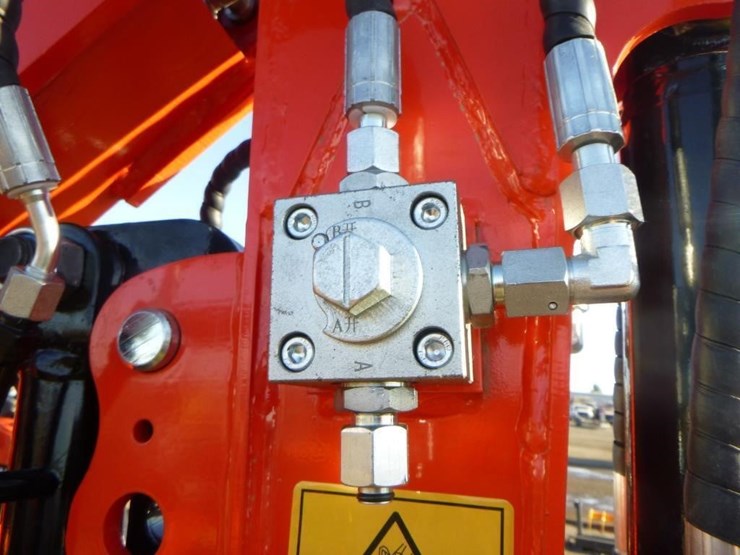 2025-tpm-16-hydraulic-excavator-image-14