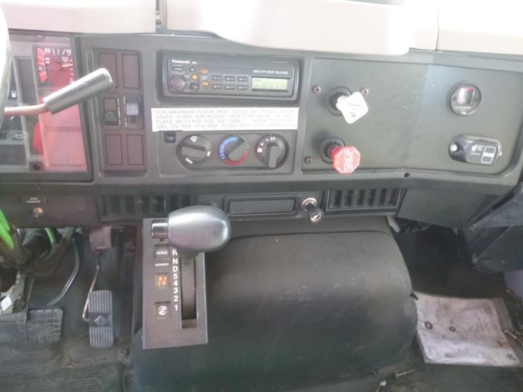 2001-international-4900-image-14