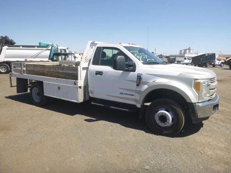 2017-ford-f450-image-2
