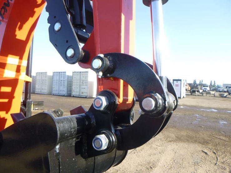 2025-tpm-16-hydraulic-excavator-image-11