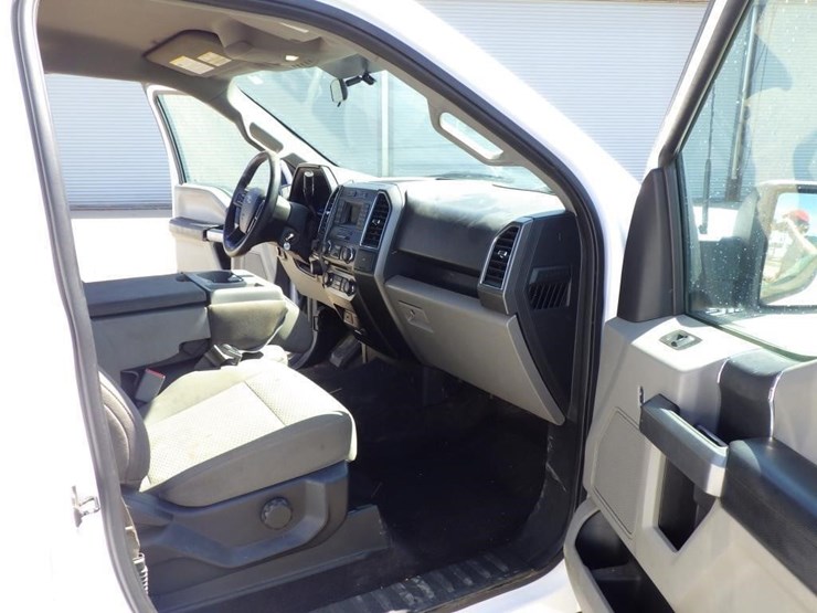 2017-ford-f150-image-6
