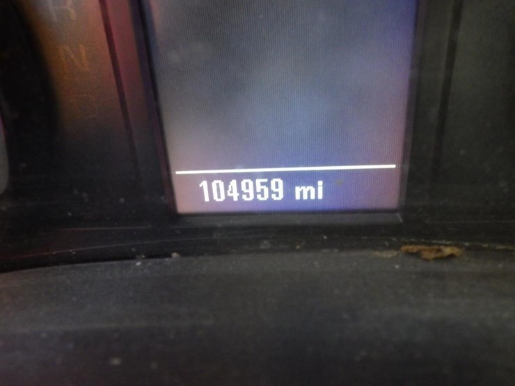 2017-chevrolet-1500-image-15