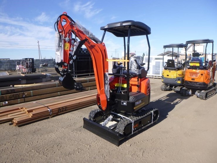 2025-tpm-20k-hydraulic-excavator-image-1