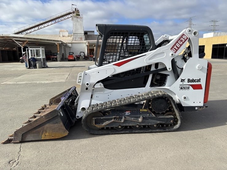 2019-bobcat-t590-image-5