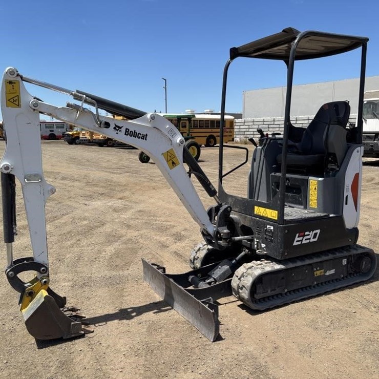2022 BOBCAT E20