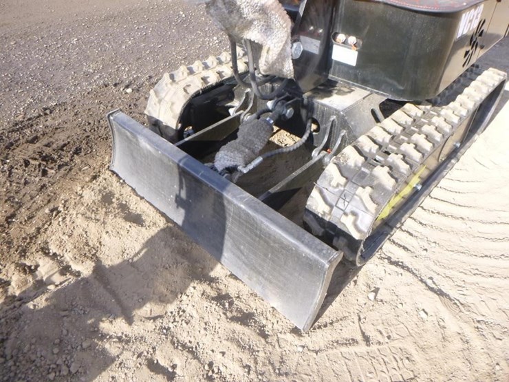 2025-vicsec-vc13-hydraulic-excavator-image-15