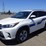 2017-toyota-highlander-image-1