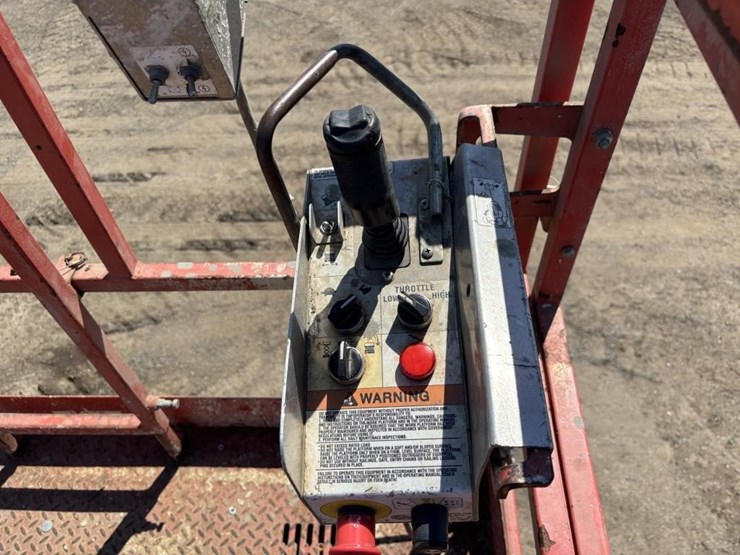 skyjack-sj8841rt-image-9