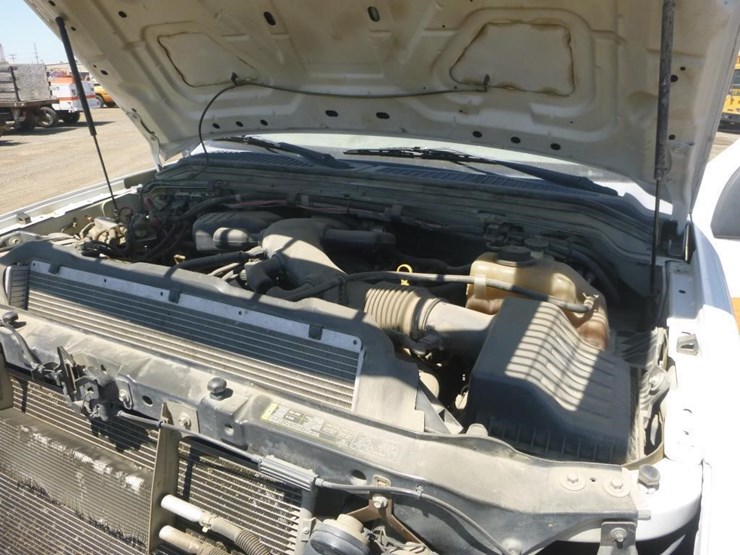 2008-ford-f450-image-15