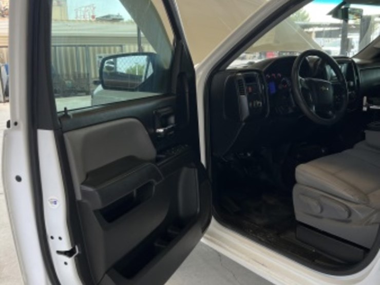 2014-chevrolet-silverado-1500-image-22